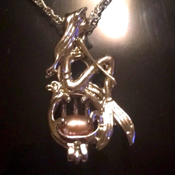 Mermaid Sterling Silver W/SaltWater Pink Pearl Locket On A Stamped925 Necklace - Picture 1 of 4